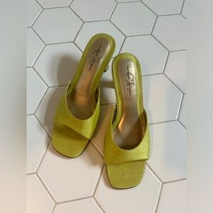 Chinese Laundry Low Heels